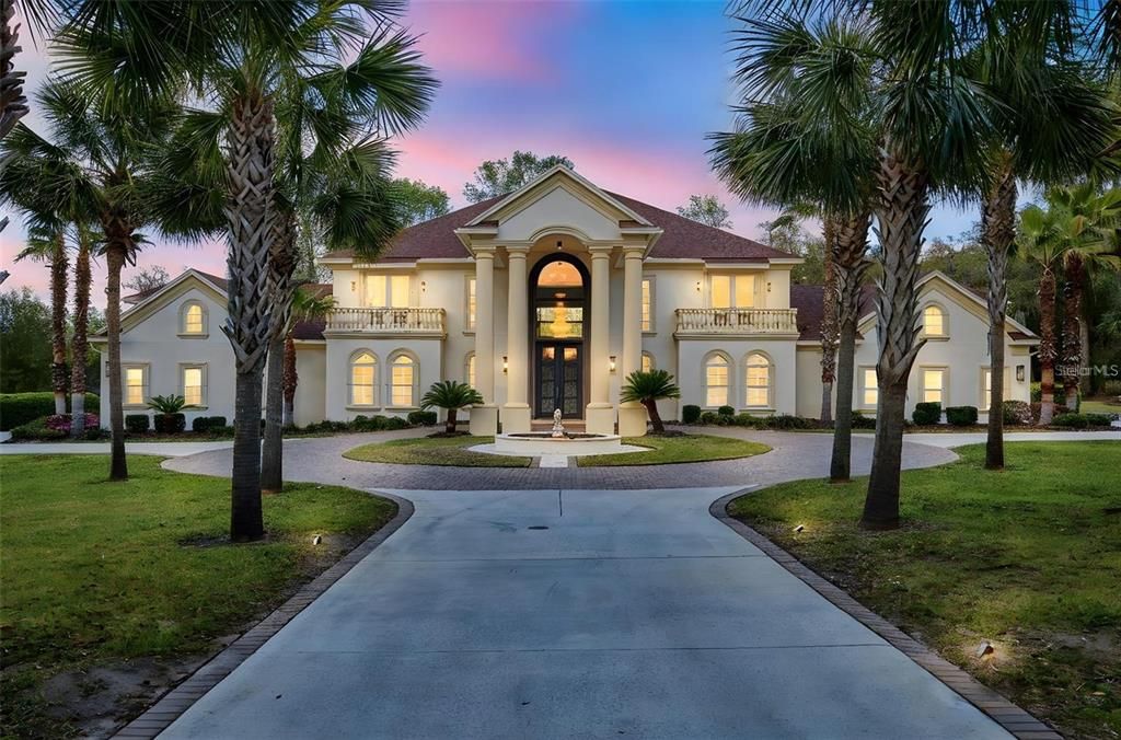 For Rent: $6,800 (6 beds, 5 baths, 5628 Square Feet)