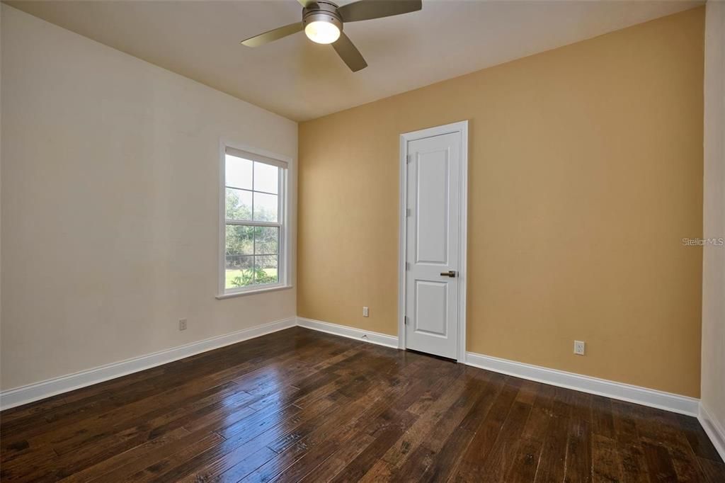 For Rent: $6,800 (6 beds, 5 baths, 5628 Square Feet)