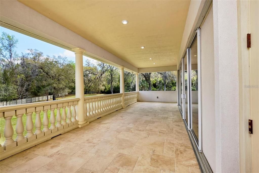 For Rent: $6,800 (6 beds, 5 baths, 5628 Square Feet)