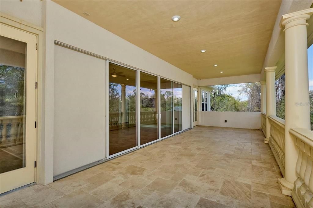 For Rent: $6,800 (6 beds, 5 baths, 5628 Square Feet)