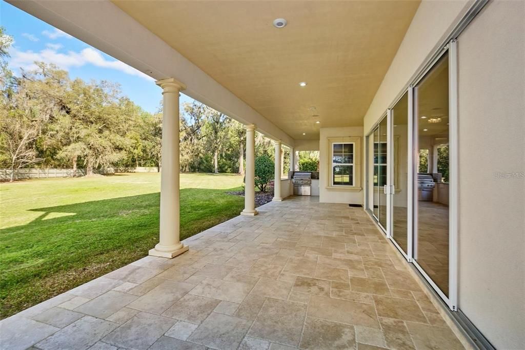 For Rent: $6,800 (6 beds, 5 baths, 5628 Square Feet)