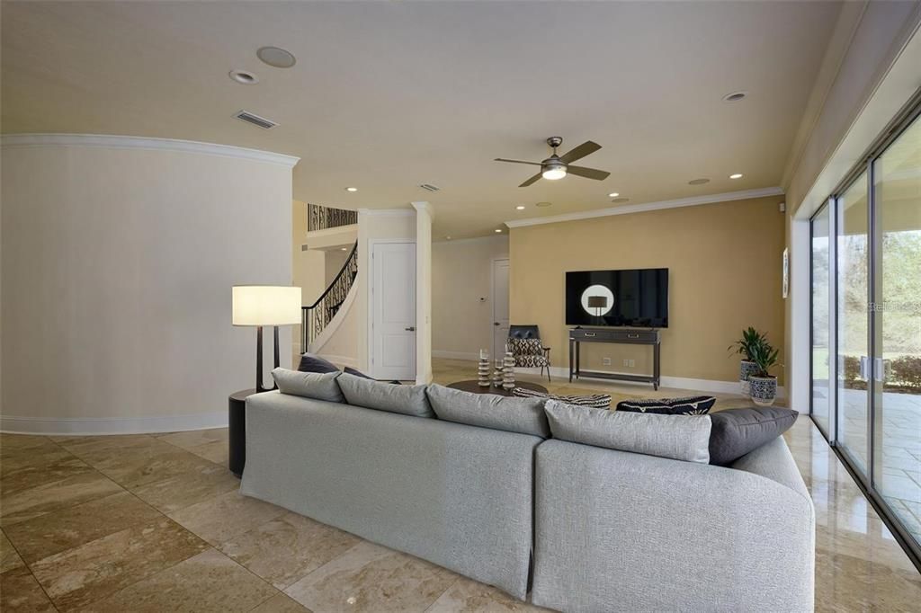 For Rent: $6,800 (6 beds, 5 baths, 5628 Square Feet)