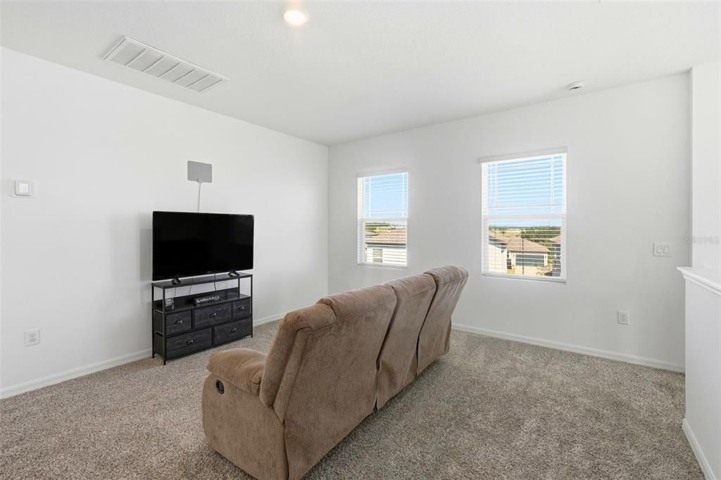 For Sale: $479,900 (4 beds, 2 baths, 2226 Square Feet)