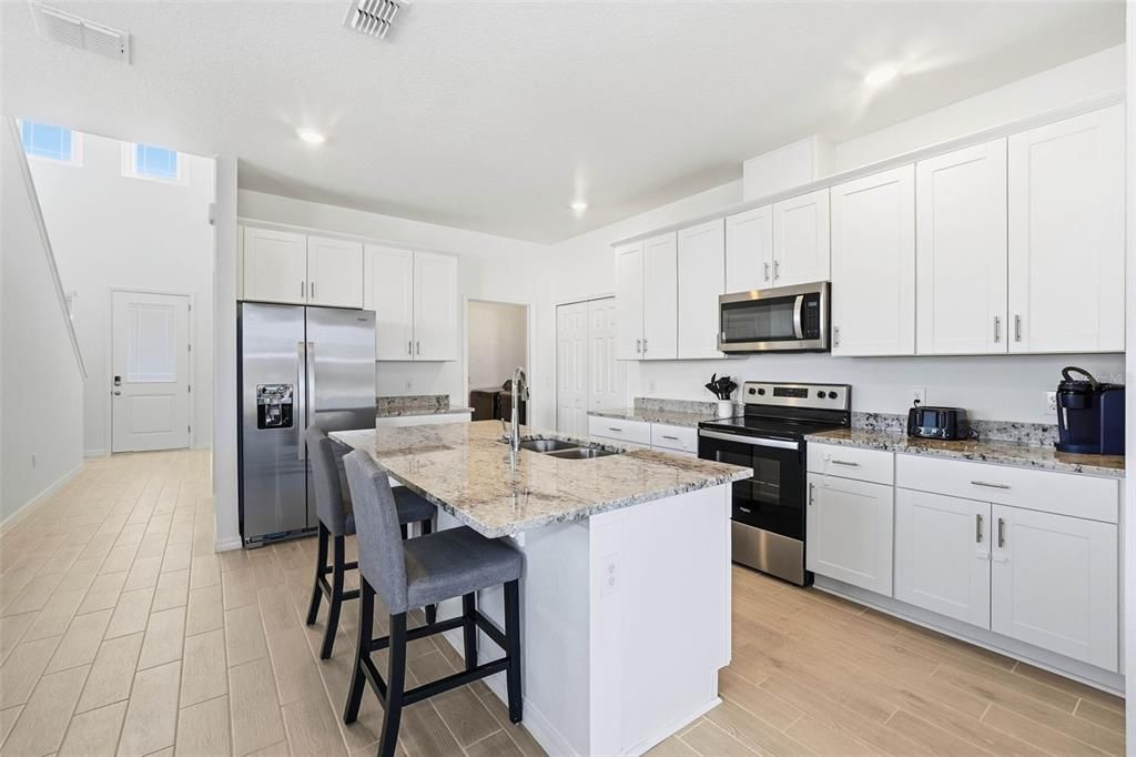 For Sale: $479,900 (4 beds, 2 baths, 2226 Square Feet)