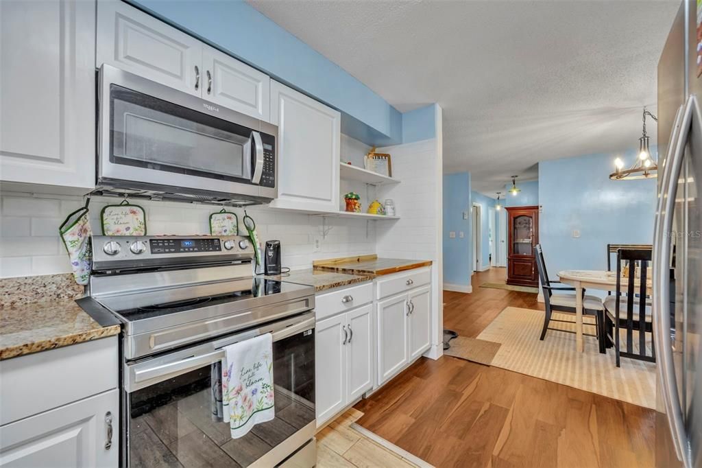 For Sale: $269,000 (3 beds, 2 baths, 1512 Square Feet)