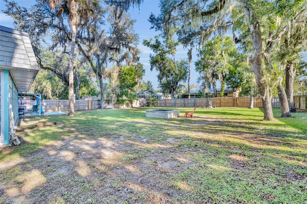 For Sale: $269,000 (3 beds, 2 baths, 1512 Square Feet)