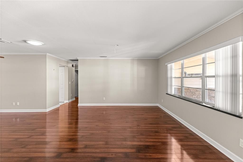 For Sale: $150,000 (2 beds, 2 baths, 1644 Square Feet)