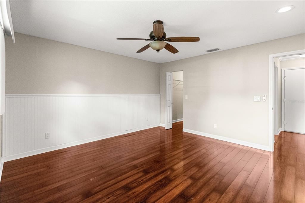 For Sale: $150,000 (2 beds, 2 baths, 1644 Square Feet)