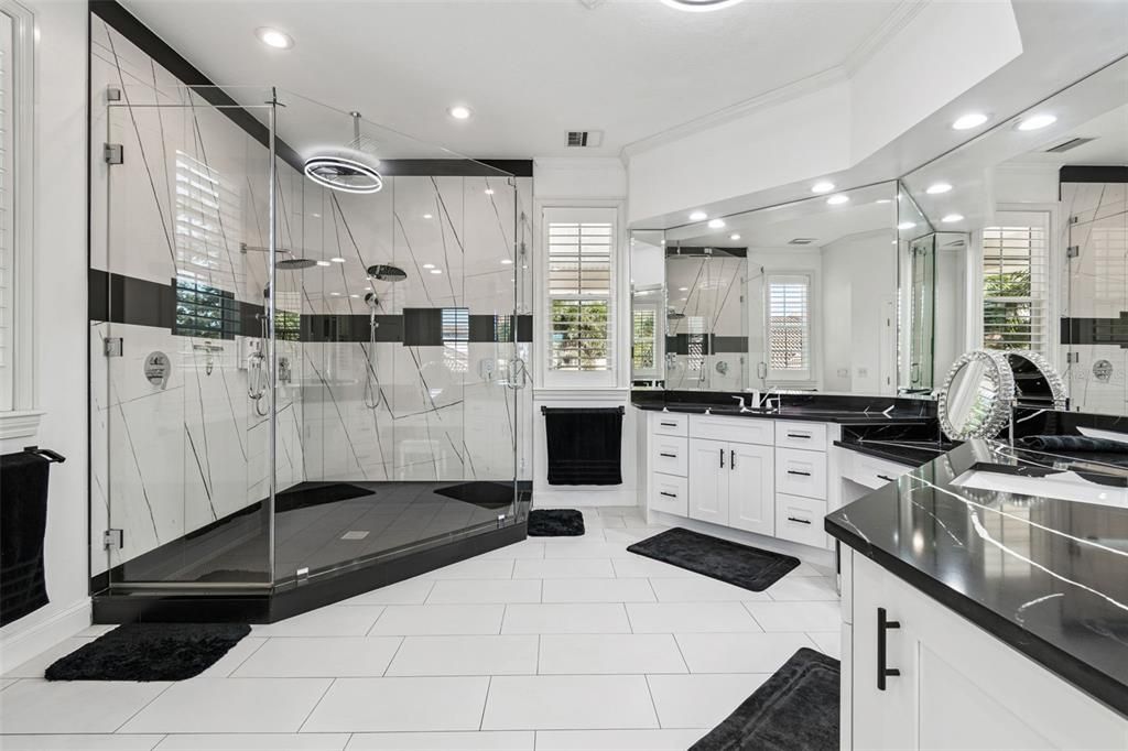 En Venta: $2,299,000 (3 camas, 3 baños, 4950 Pies cuadrados)