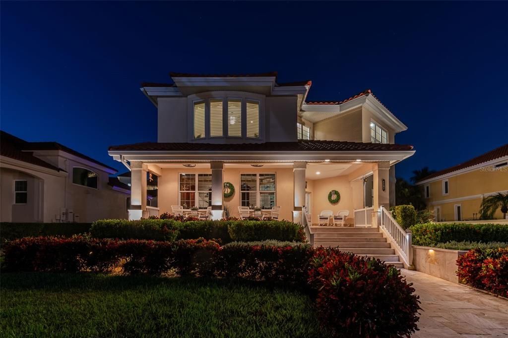 En Venta: $2,299,000 (3 camas, 3 baños, 4950 Pies cuadrados)