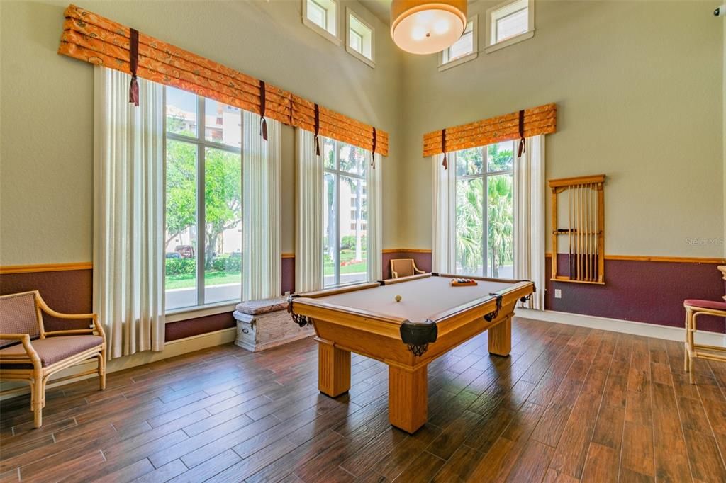 En Venta: $2,299,000 (3 camas, 3 baños, 4950 Pies cuadrados)