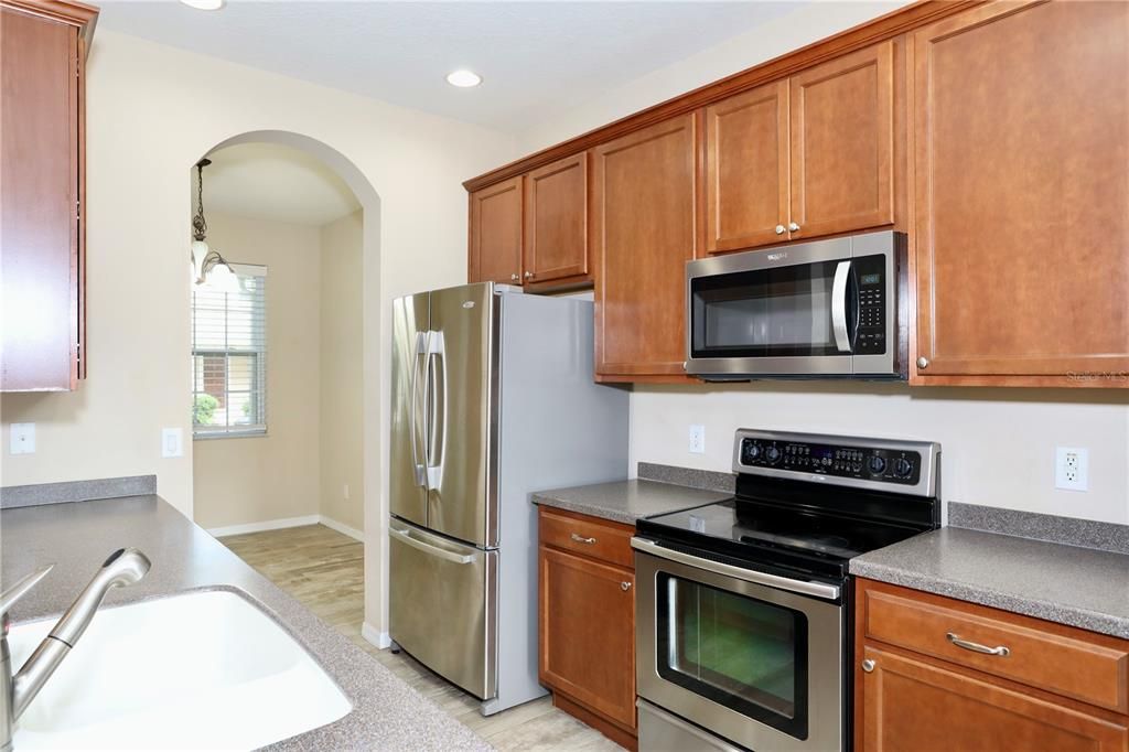 For Rent: $2,300 (3 beds, 2 baths, 1440 Square Feet)