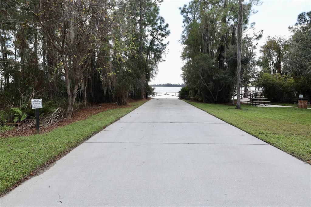 For Rent: $2,300 (3 beds, 2 baths, 1440 Square Feet)