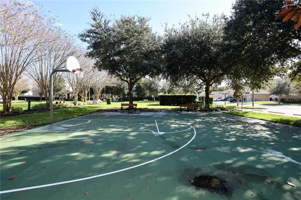 For Rent: $2,300 (3 beds, 2 baths, 1440 Square Feet)