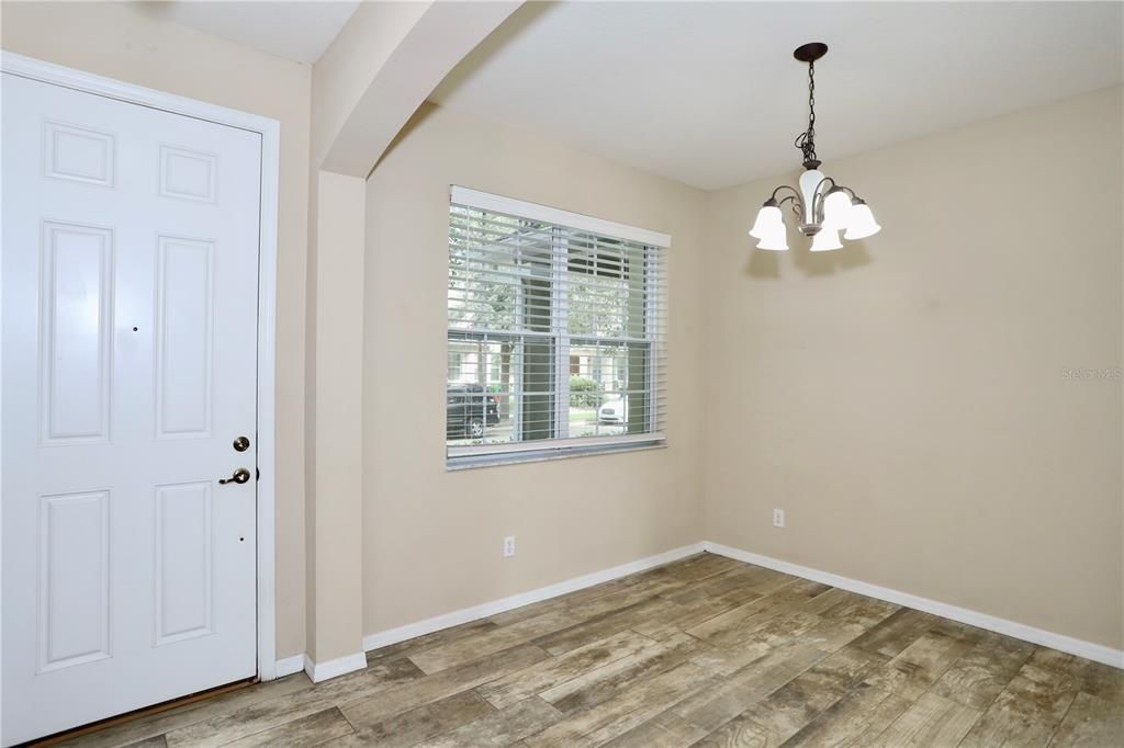 For Rent: $2,300 (3 beds, 2 baths, 1440 Square Feet)