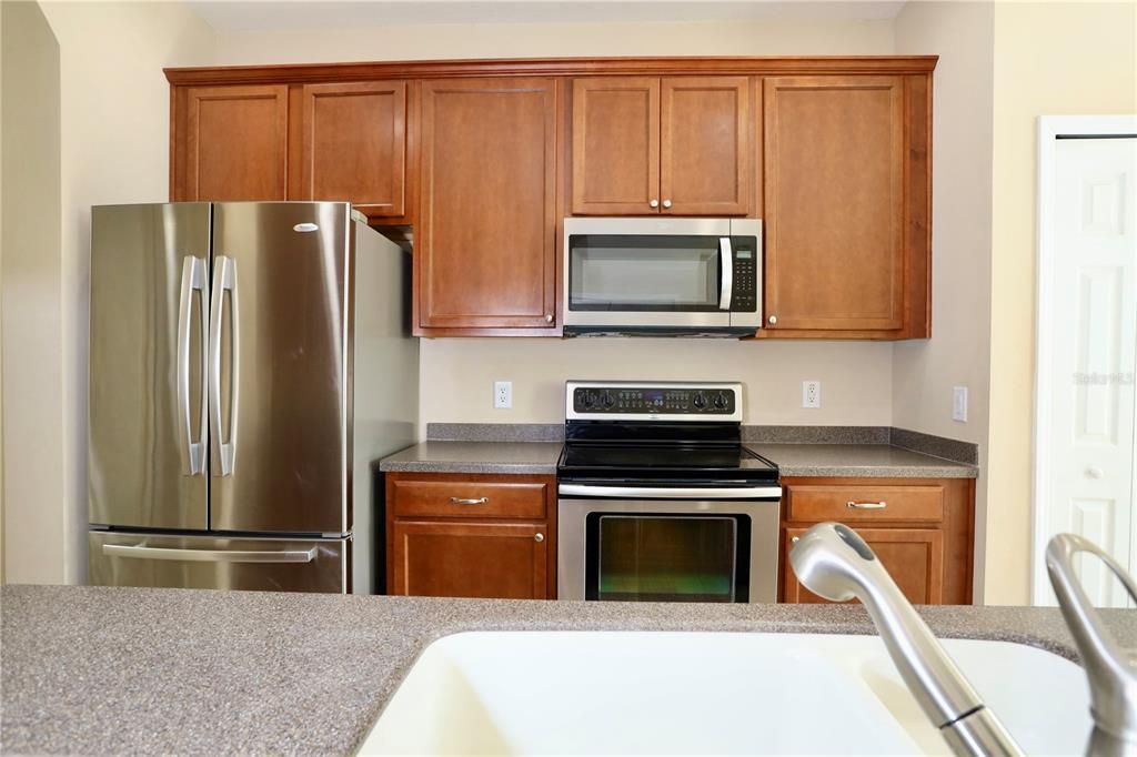 For Rent: $2,300 (3 beds, 2 baths, 1440 Square Feet)