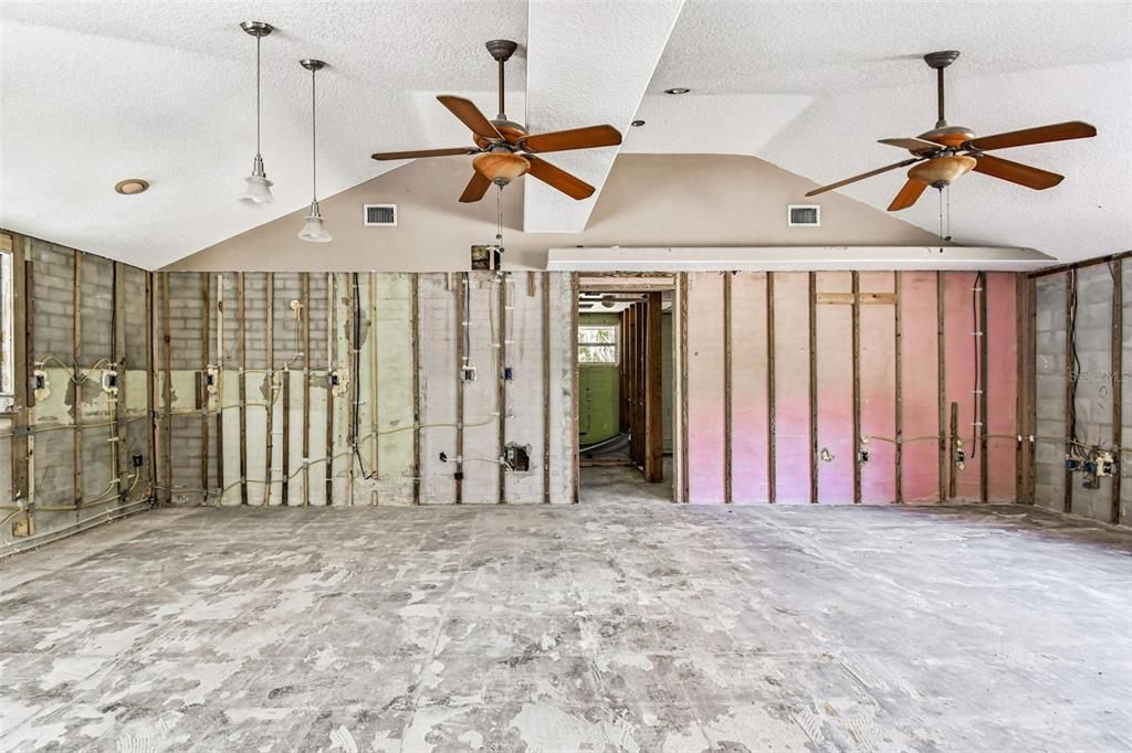 En Venta: $389,000 (3 camas, 2 baños, 1456 Pies cuadrados)