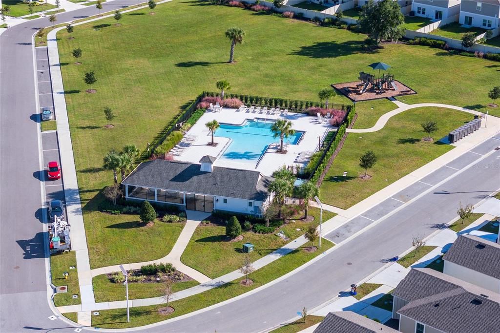 For Sale: $420,000 (4 beds, 2 baths, 2039 Square Feet)