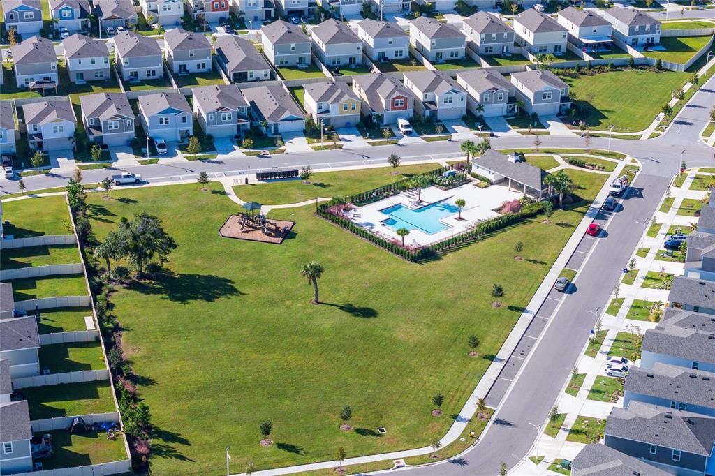 For Sale: $420,000 (4 beds, 2 baths, 2039 Square Feet)