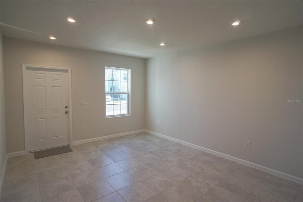 For Sale: $309,000 (3 beds, 2 baths, 1630 Square Feet)