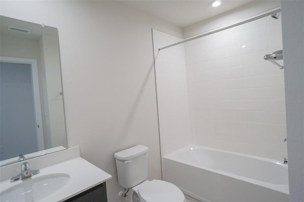 For Sale: $309,000 (3 beds, 2 baths, 1630 Square Feet)