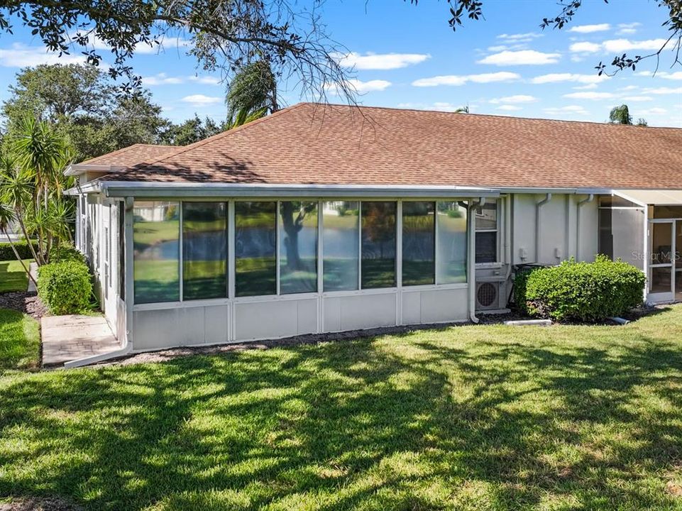 Active With Contract: $2,400 (2 beds, 2 baths, 1284 Square Feet)