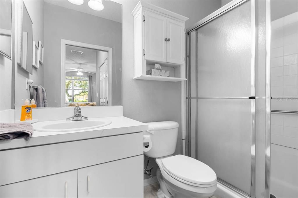 Active With Contract: $2,400 (2 beds, 2 baths, 1284 Square Feet)