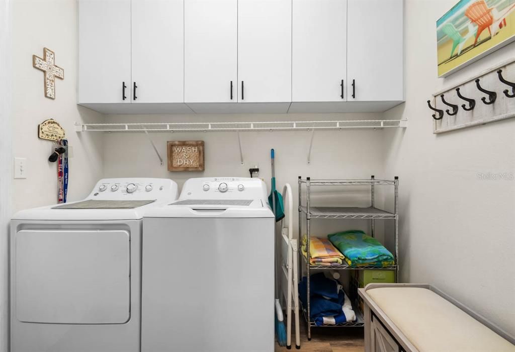 Active With Contract: $2,400 (2 beds, 2 baths, 1284 Square Feet)