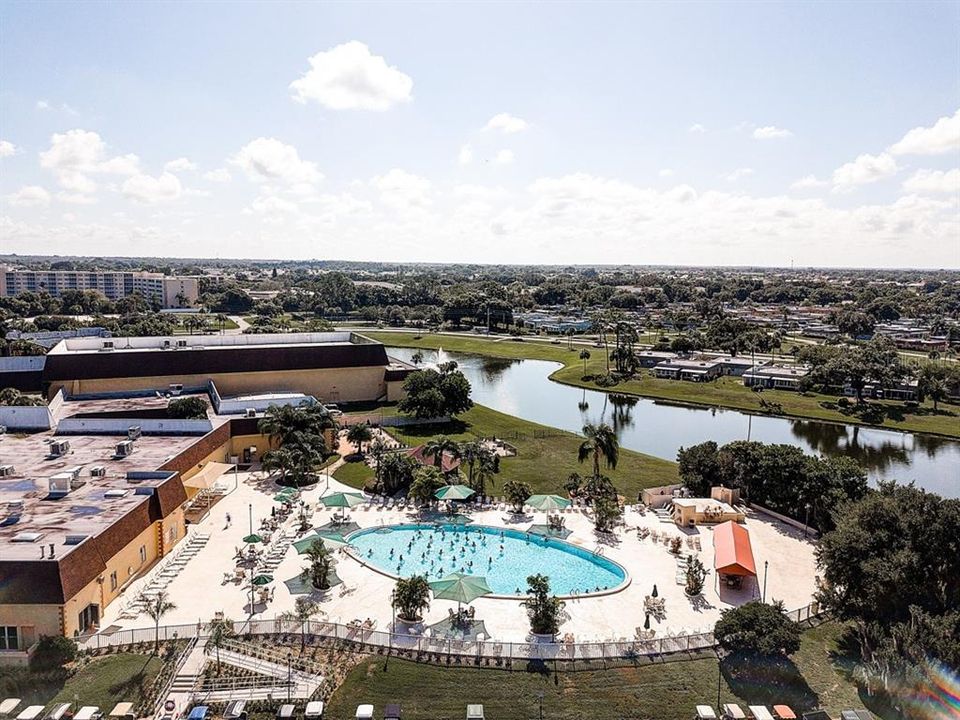 Active With Contract: $2,400 (2 beds, 2 baths, 1284 Square Feet)