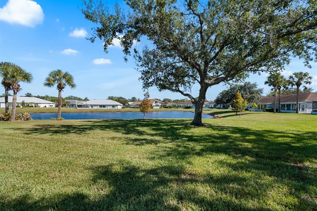 Active With Contract: $2,400 (2 beds, 2 baths, 1284 Square Feet)