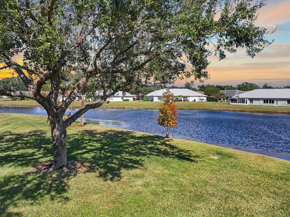 Active With Contract: $2,400 (2 beds, 2 baths, 1284 Square Feet)