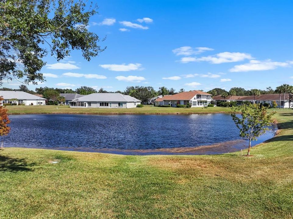 Active With Contract: $2,400 (2 beds, 2 baths, 1284 Square Feet)