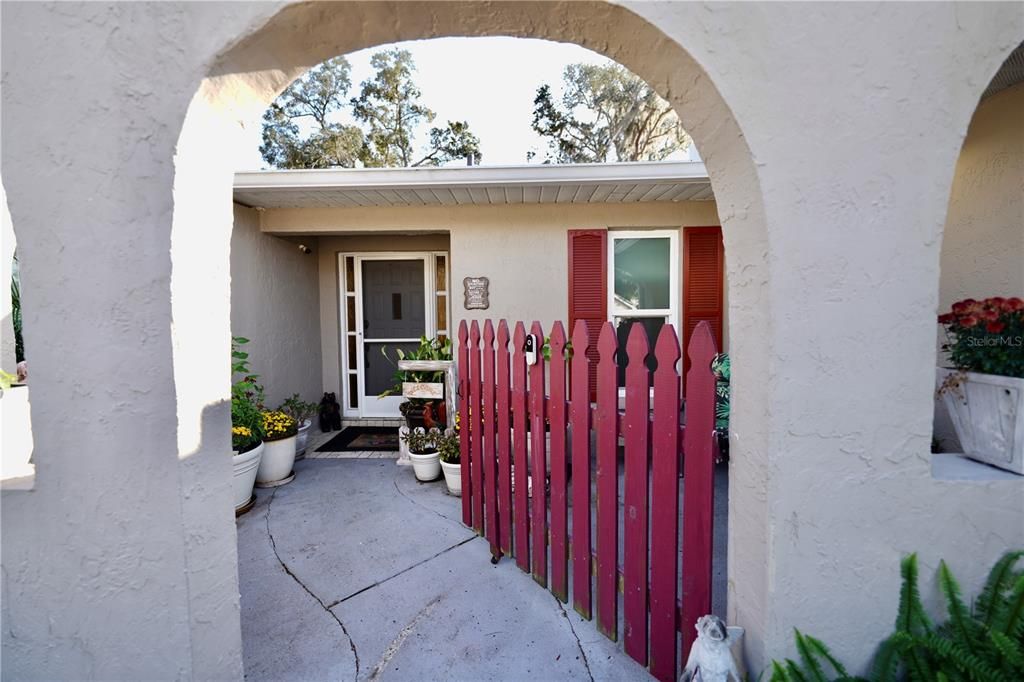 待售: $265,000 (2 贝兹, 2 浴室, 1380 平方英尺)