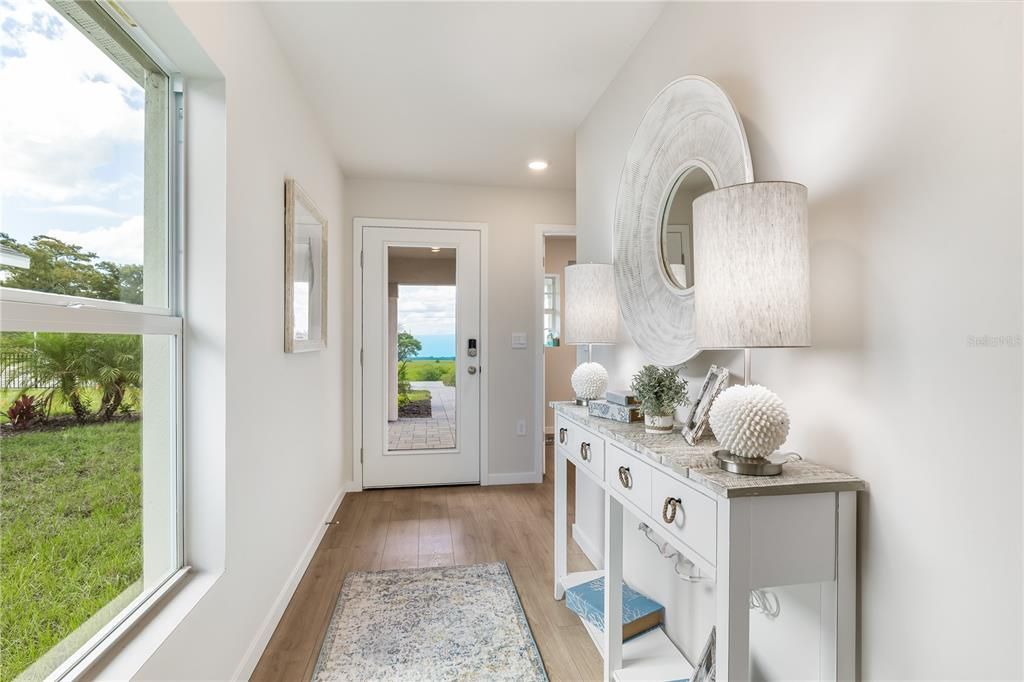 For Sale: $299,999 (3 beds, 2 baths, 1614 Square Feet)