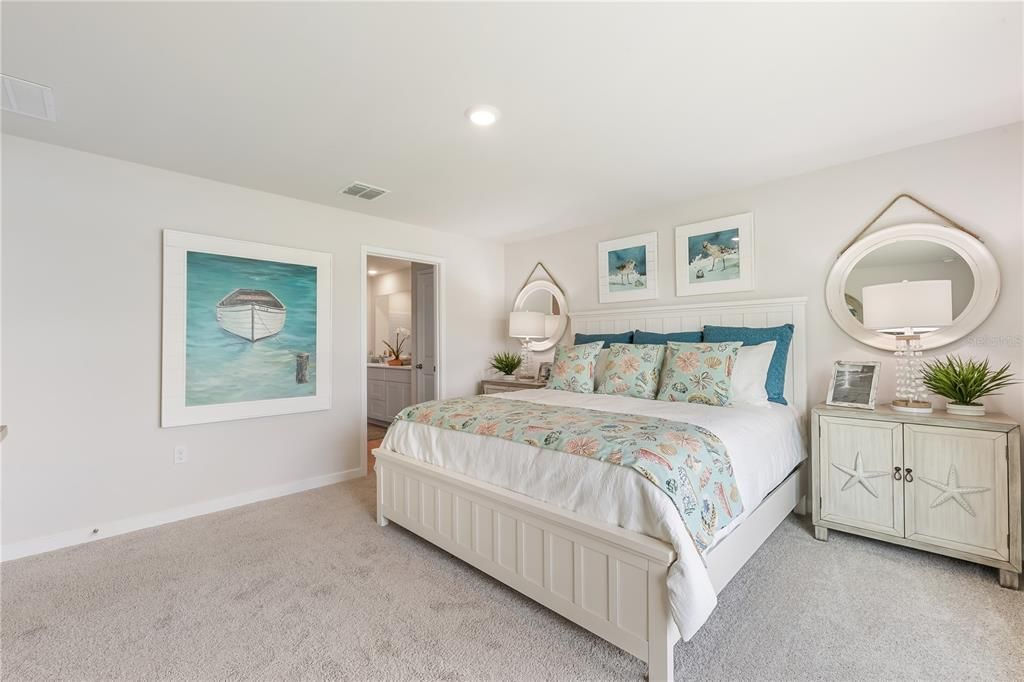 For Sale: $299,999 (3 beds, 2 baths, 1614 Square Feet)