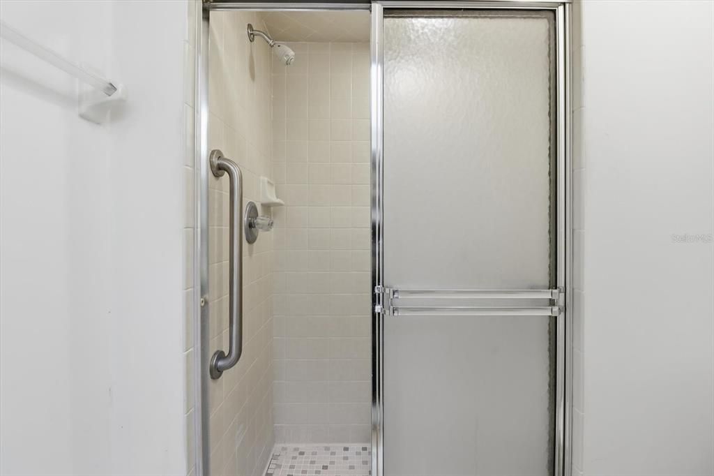 待售: $254,000 (2 贝兹, 2 浴室, 1507 平方英尺)