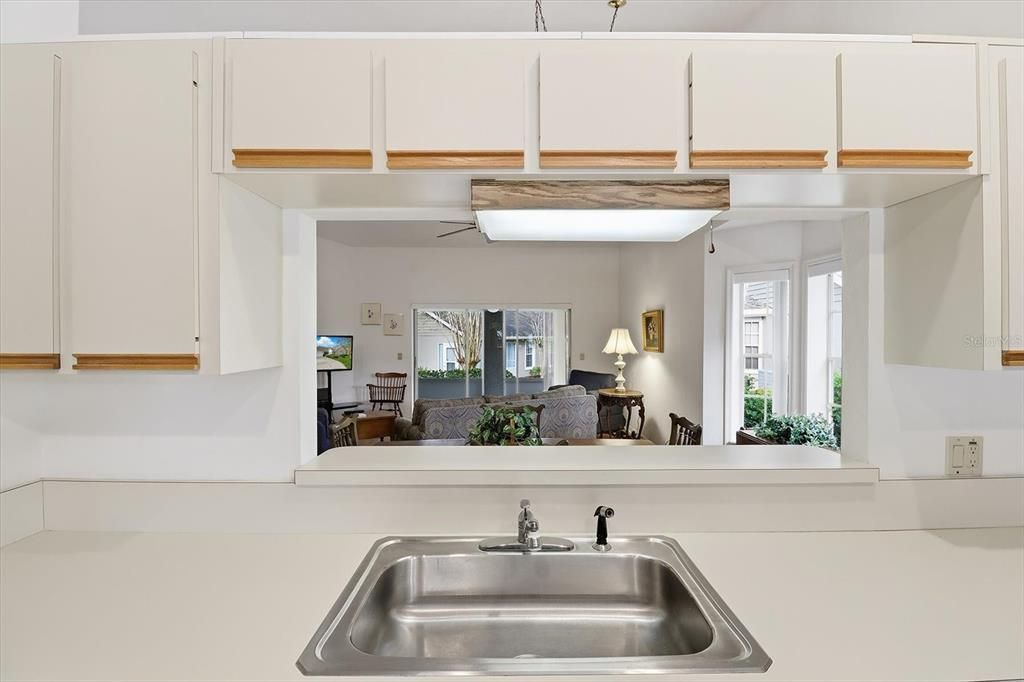 待售: $254,000 (2 贝兹, 2 浴室, 1507 平方英尺)