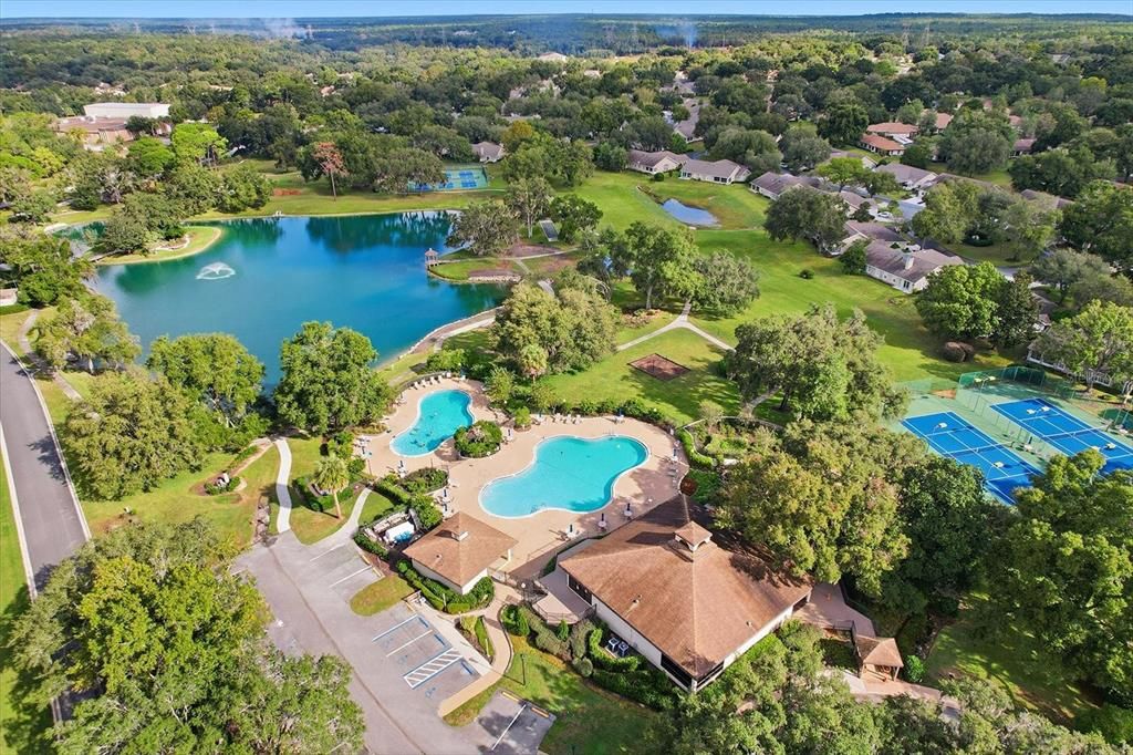 待售: $254,000 (2 贝兹, 2 浴室, 1507 平方英尺)