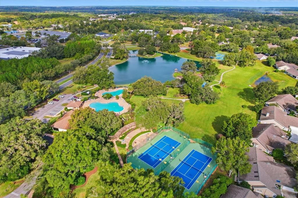 待售: $254,000 (2 贝兹, 2 浴室, 1507 平方英尺)