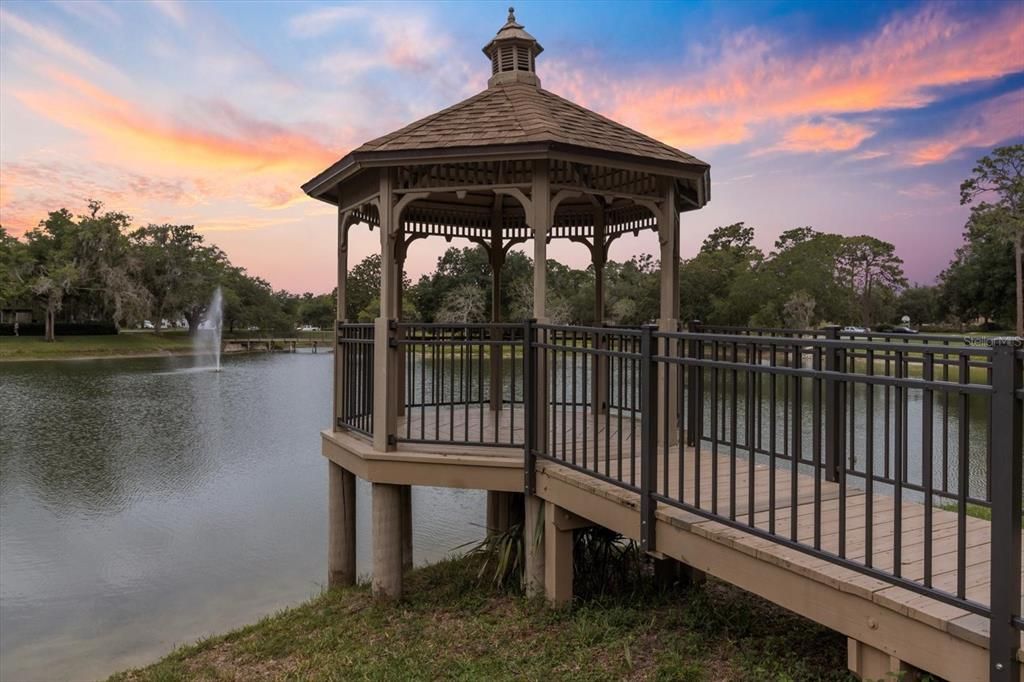 待售: $254,000 (2 贝兹, 2 浴室, 1507 平方英尺)