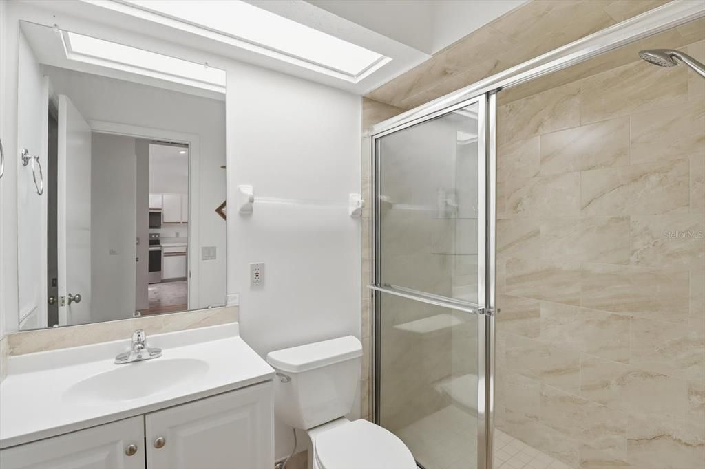 待售: $254,000 (2 贝兹, 2 浴室, 1507 平方英尺)