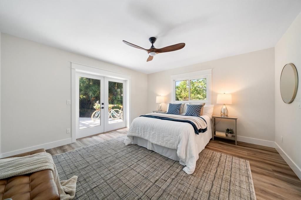 На продажу: $1,150,000 (3 спален, 2 ванн, 2050 Квадратных фут)