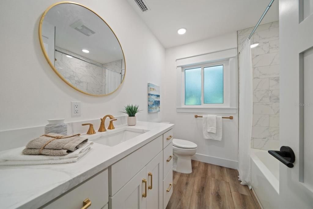 На продажу: $1,150,000 (3 спален, 2 ванн, 2050 Квадратных фут)