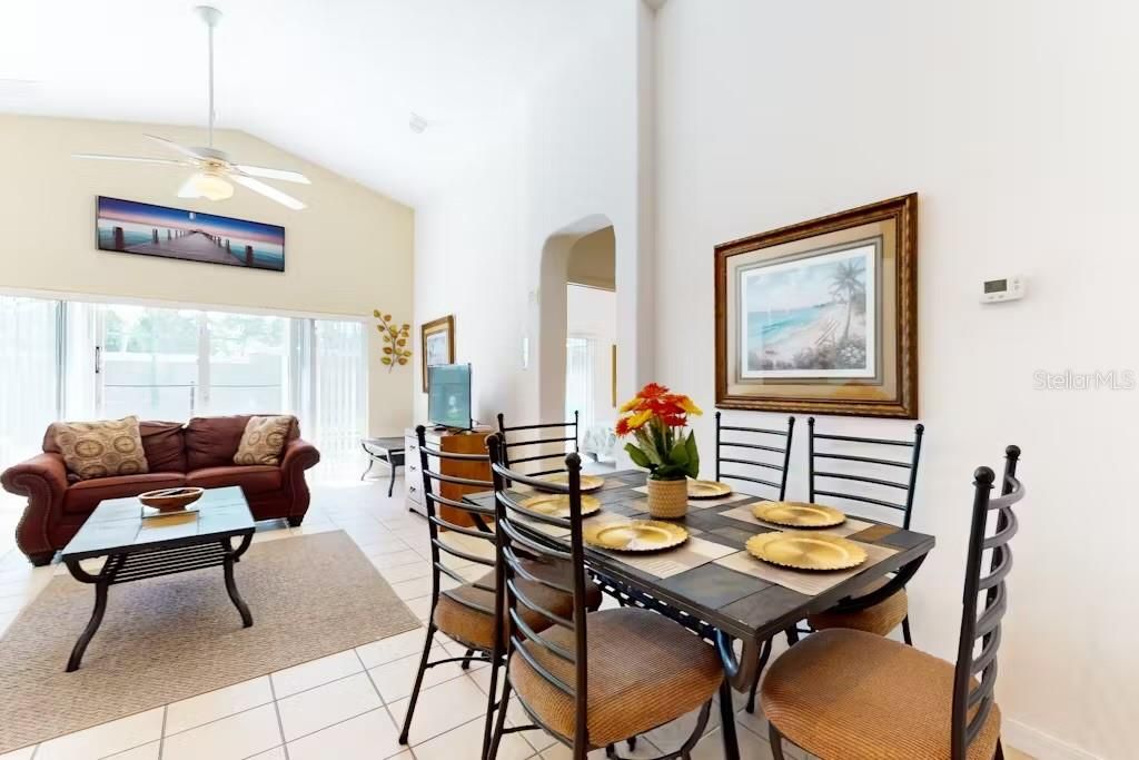 For Rent: $2,700 (3 beds, 2 baths, 1412 Square Feet)