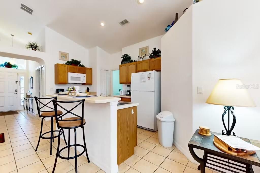 For Rent: $2,700 (3 beds, 2 baths, 1412 Square Feet)