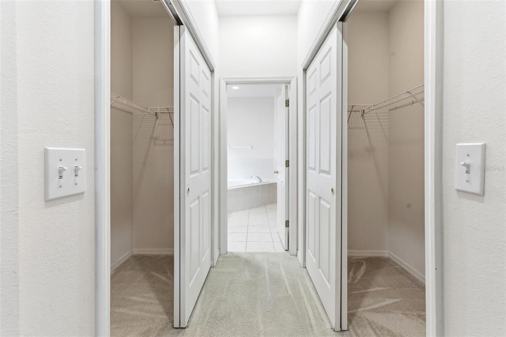 En Venta: $415,000 (4 camas, 2 baños, 2236 Pies cuadrados)