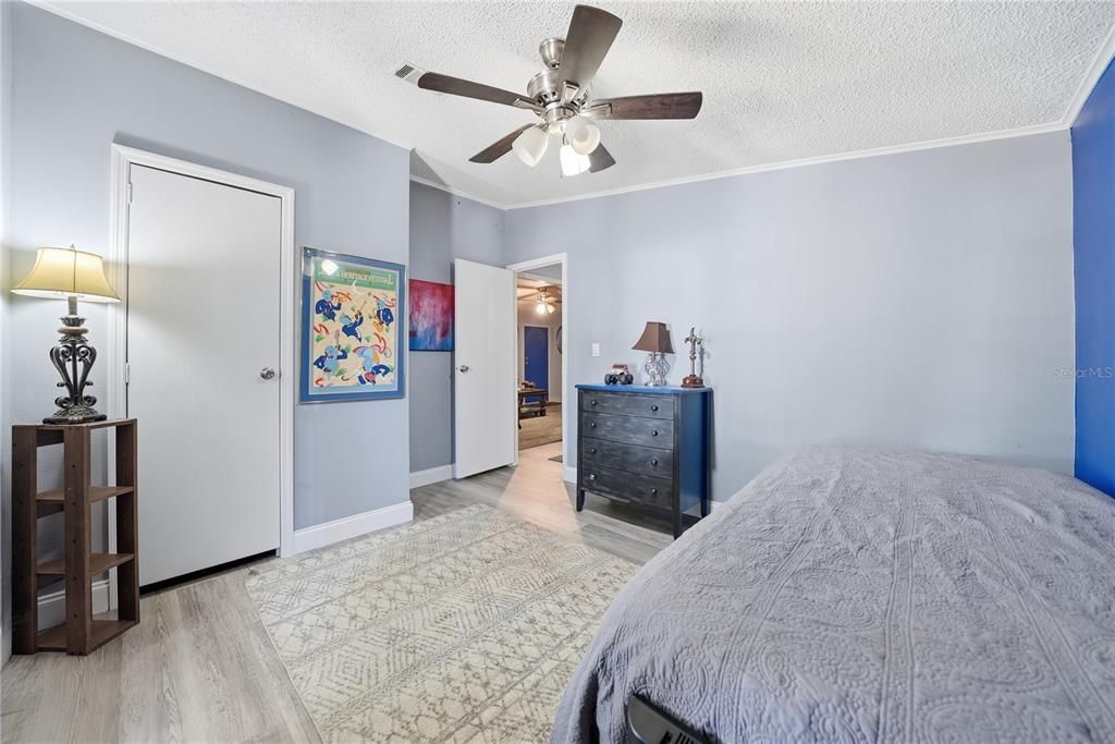 Active With Contract: $279,000 (4 beds, 2 baths, 1782 Square Feet)