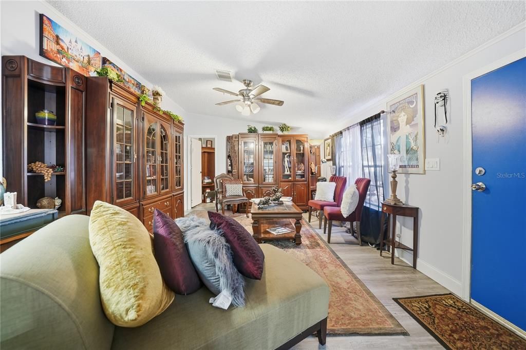 Active With Contract: $279,000 (4 beds, 2 baths, 1782 Square Feet)