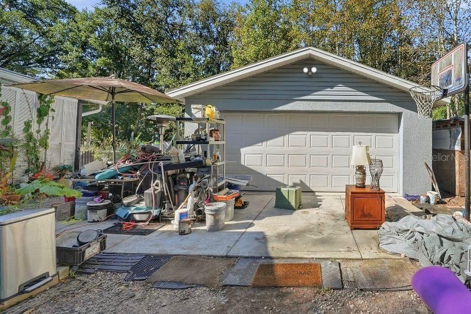 Active With Contract: $279,000 (4 beds, 2 baths, 1782 Square Feet)