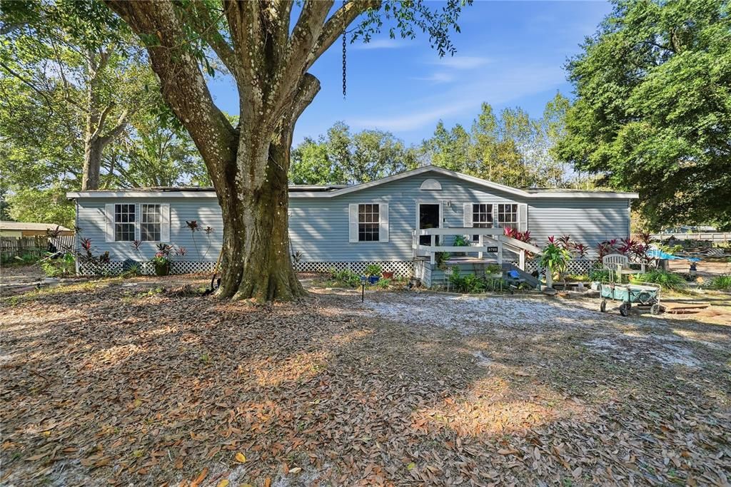 Active With Contract: $279,000 (4 beds, 2 baths, 1782 Square Feet)